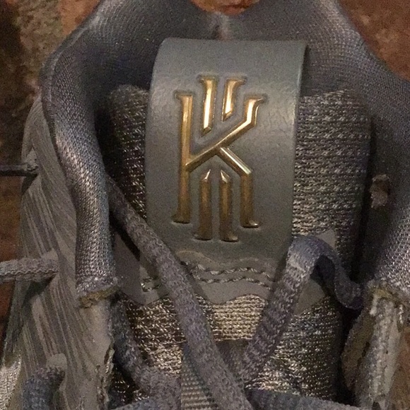Kyrie 4’s - Picture 4 of 4